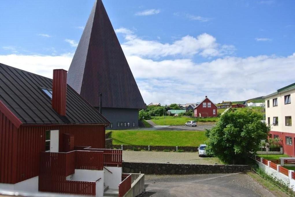 Torshavn - Central - City & Ocean Views - 3Br Extérieur photo